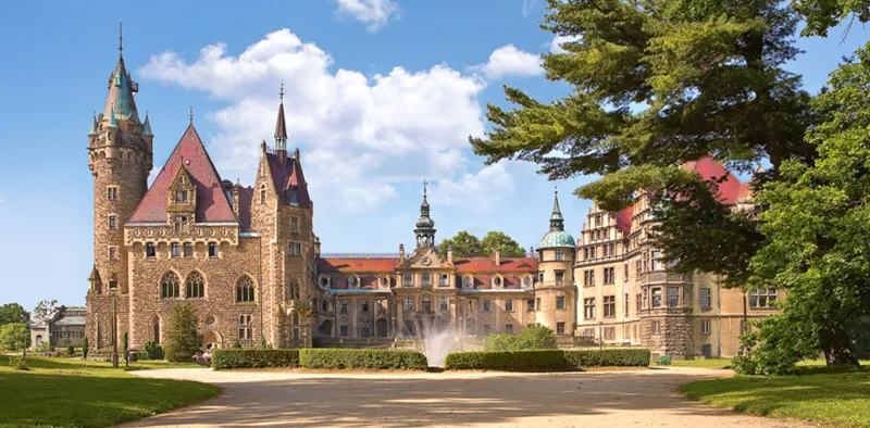 Pologne, Moszna : Château  Zamek