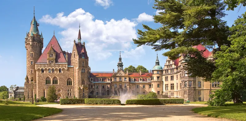Pologne, Moszna : Château  Zamek